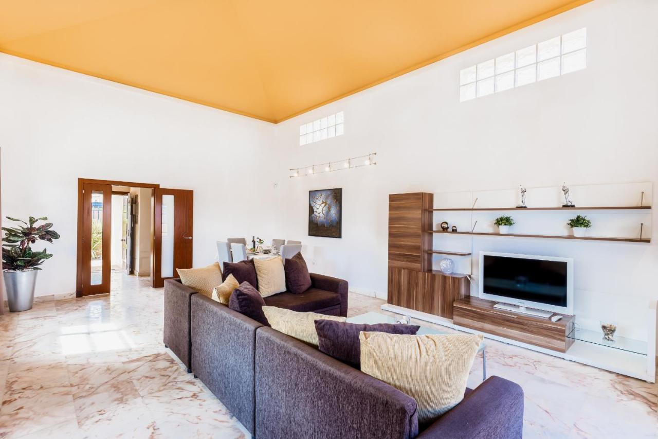 Villa Serenity Private Pool Corralejo By Holidays Home المظهر الخارجي الصورة